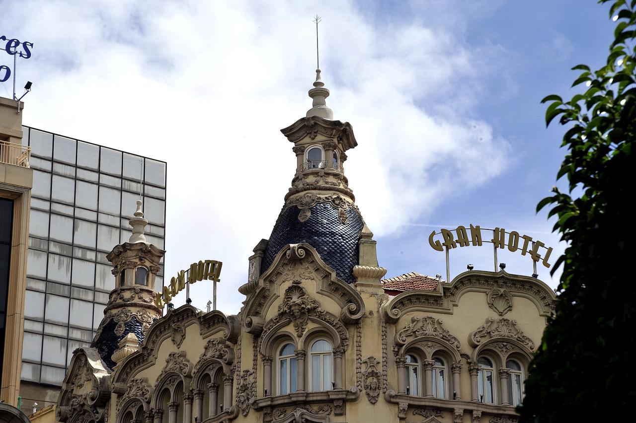 Gran Hotel Albacete Exterior photo