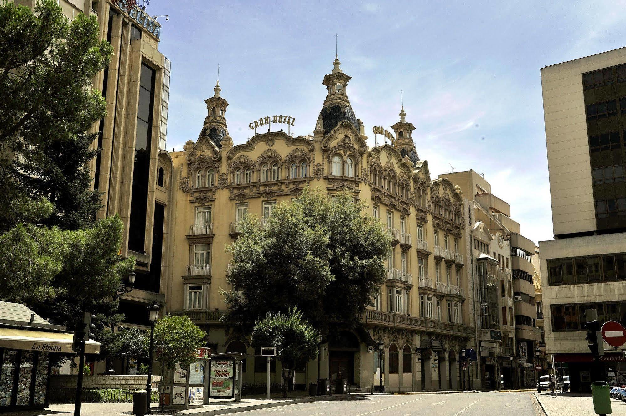 Gran Hotel Albacete Exterior photo